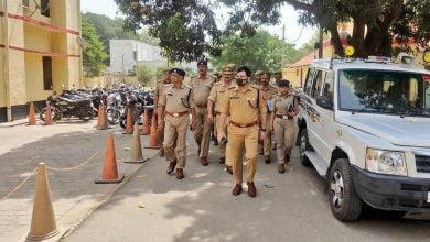 एसपी ने पुलिस कार्यालय का औचक निरीक्षण किया 2 photo1681996481