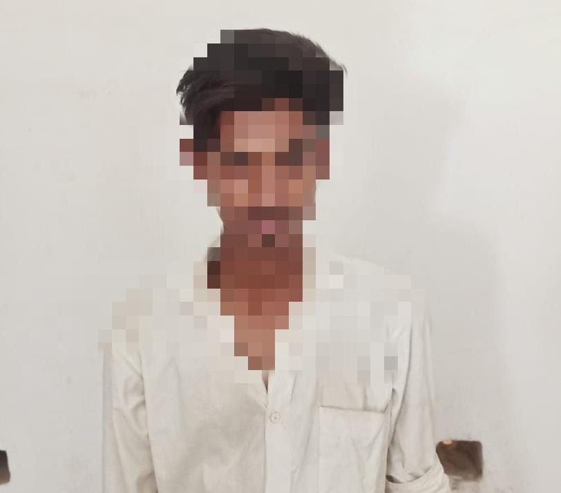 मादक पदार्थों के साथ के एक आरोपी गिरफ्तार 1 photo1685878984