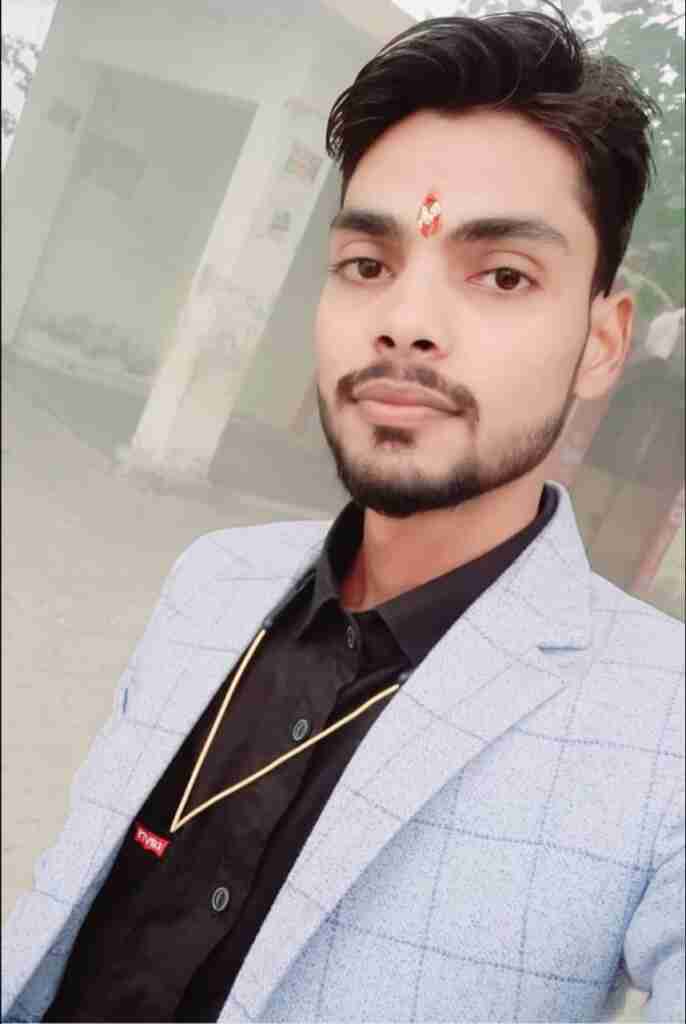 अनियंत्रित ट्रक नें बाइक सवार छात्र को मारी टक्कर,इलाज के दौरान हुई मौत। 1 WhatsApp Image 2023 09 05 at 17.01.41