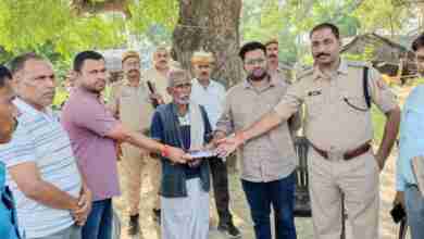 किसानों को मिला डेढ़ गुना मुआवजा, मैजापुर चीनी मिल के कर्मचारियों ने जेसीबी और ट्रैक्टर से खड़ी फसल कर दी थी नष्ट 1 photo 2023 09 03 21 04 22 e1693756718236