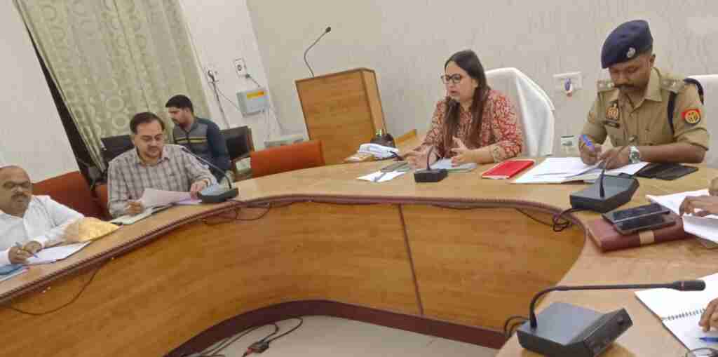 गोंडा में 11000 कन्याओं के पूजन को लेकर बनायी गई रणनीति, 22 अक्टूबर को होगा 11000 कन्याओं का एक साथ पूजन 1 WhatsApp Image 2023 10 12 at 17.54.10 9fc519dd