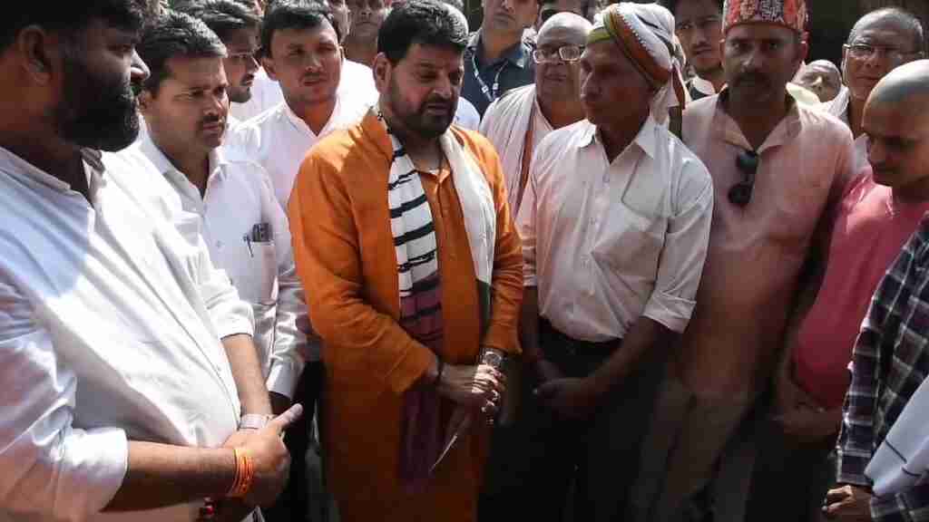 बृजभूषण शरण सिंह बोले- 22 जनवरी को त्रेता युग आ रहा, विपक्ष को बताया टुकड़े टुकड़े गैंग 1 WhatsApp Image 2023 10 28 at 22.01.58 9518af27 1