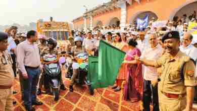 गोंडा में मिशन शक्ति फेज 4 का हुआ शुभारंभ, हरी झंडी दिखाकर आयुक्त ने किया रवाना 11 photo 2023 10 15 08 16 49