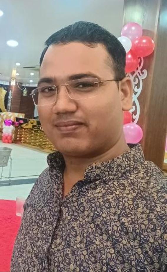मांगो उसी से, जो दे खुशी से..गाकर सिपाही ने ली रिश्वत, बोला और कोई सेवा हो तो बताओ 1 WhatsApp Image 2024 01 11 at 14.04.31 61962d42