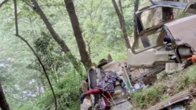 उत्तरकाशी में हेलिकॉप्टर हादसा: गंगोत्री जा रहे 5 श्रद्धालुओं की मौत, 2 गंभीर रूप से घायल 1 heli