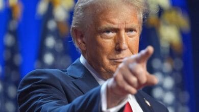 डोनाल्ड ट्रंप ने ब्रिक्स विरोधी रुख अपनाने वाले देशों पर लगाया अतिरिक्त 10 प्रतिशत टैरिफ लगाने की चेतावनी 1 donald1