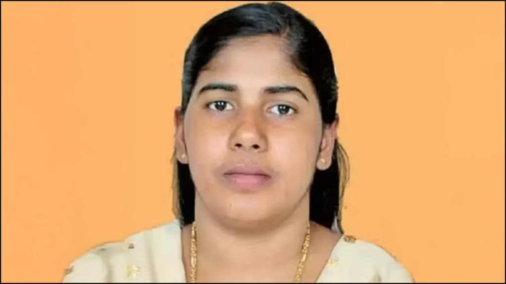 nimisha priya 2883ebee92c8db149ee45d15bc8712e8