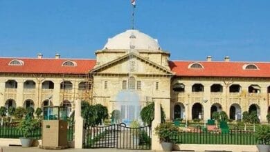 इलाहाबाद उच्च न्यायालय ने यूपी सरकार के स्कूल विलय निर्णय को चुनौती देने वाली याचिका खारिज की 2 up