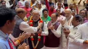 ऑपरेशन सिंदूर को लेकर PM मोदी ने साधा निशाना, 'विपक्ष अपना पैर पत्थर पर मारने में माहिर' 1 download 12 1