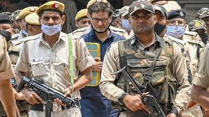 सरला भट्ट हत्याकांड की जांच में बेंचमार्क कार्रवाई: जम्मू-कश्मीर एसआईए ने कई जगह छापे, यासिन मलिक के घर पर भी दबिश 1 download 20