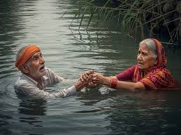 फिरोजाबाद में वृद्ध दंपती ने नहर में लगाई छलांग, पत्नी बची लेकिन पति की मौत, गांव में मातम 1 download 8 9