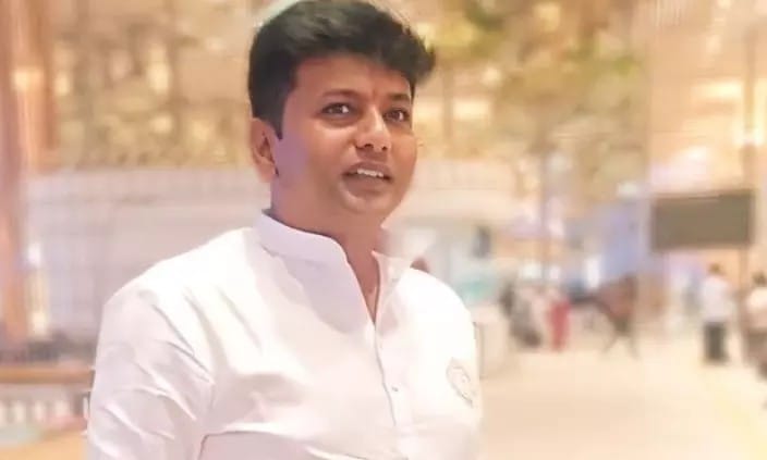 संसद में ऑनलाइन गेमिंग बिल पास होने के अगले ही दिन: ED ने कांग्रेस विधायक KC वीरेंद्र के ठिकानों पर छापेमारी कर बरामद किए ₹12 करोड़ कैश और ₹6 करोड़ मूल्य की ज्वेलरी 1 kar 1