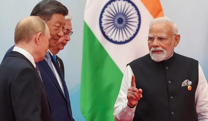 मोदी‑पुतिन‑जिनपिंग की एकजुटता का वीडियो वायरल, अमेरिका में मचा राजनीतिक हलचल 1 sco