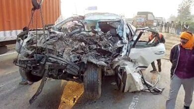 ग्वालियर-झांसी हाईवे पर भीषण सड़क हादसा: फॉर्च्यूनर कार ट्रैक्टर-ट्रॉली से टकराई, 5 की दर्दनाक मौत 9 Gwalior accident