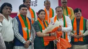 बीएमसी चुनाव से पहले मुंबई राजनीति में बड़ा उलटफेर: तेजस्वी घोसालकर ने बीजेपी का दामन थामा 1 download 10 2