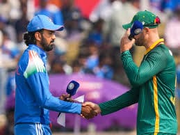 रांची में जीत के बाद टीम इंडिया पर व्याप्त तनाव — रायपुर में पिच पर नहीं, ड्रेसिंग रूम में ही सियासी फाइट? 3 download 7