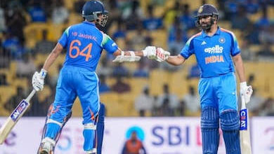 रोहित-जायसवाल की तूफानी शुरुआत से बना विश्व रिकॉर्ड, भारत ने पहले ही ओवर में रच दिया इतिहास 2 images 5 8