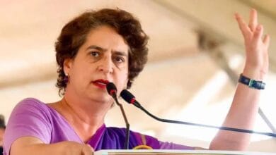 प्रियंका गांधी का केंद्र सरकार पर तीखा हमला, लाठीचार्ज और पेपर लीक को लेकर शिक्षा मंत्री व गृह मंत्री से मांगा जवाब 3 images 2 19