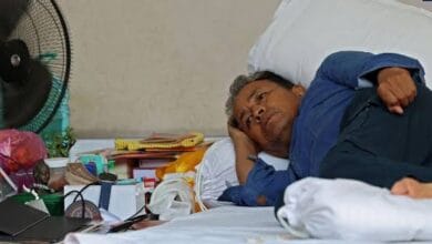 ‘हर जीवन अनमोल है’... सोनम वांगचुक की भूख हड़ताल पर दिल्ली हाईकोर्ट सख्त, सरकार को रोजाना मेडिकल निगरानी के निर्देश 2 images 5 11
