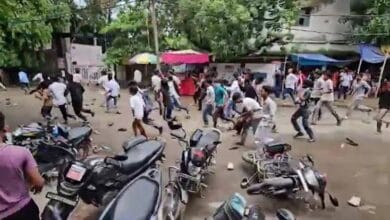बिहार में उग्र हुआ छात्र आंदोलन, NEET पेपर लीक और जंतर-मंतर लाठीचार्ज के विरोध में कई जिलों में प्रदर्शन 4 images 5 17