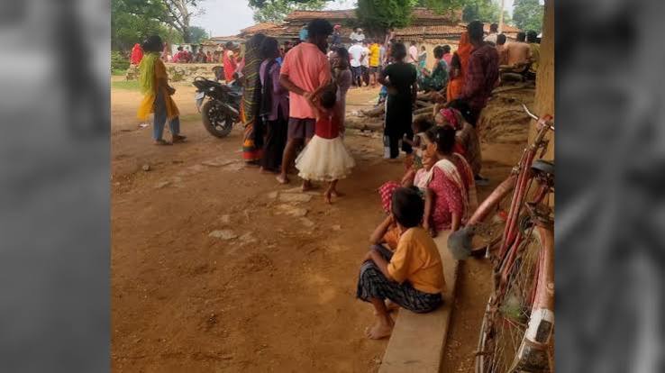 मासूम से दुष्कर्म के बाद पंचायत ने लगाया 1 लाख का जुर्माना, आरोपी के पैसों से दारू-चिकन पार्टी का आरोप 1 images 9 2