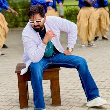 अक्षरा से ब्रेकअप और 2 शादियों के टूटने पर भावुक हुए पवन सिंह, बोले- जिसे चाहा वो नहीं मिली 1 download 6