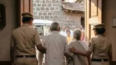 सावन में मटन मांगने पर पिता ने बेटे को पीट-पीटकर मार डाला, मां भी गिरफ्तार 2 images 3 25