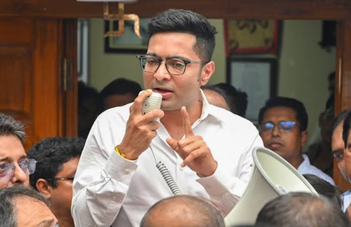अभिषेक बनर्जी को सुप्रीम कोर्ट से बड़ी राहत, 3 हफ्ते विदेश जाकर करा सकेंगे आंखों का इलाज 1 images 3 8