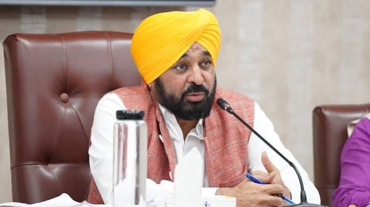 पंजाब में डिजिटल यूनिवर्सिटी विधेयकों को मंजूरी, आखिर क्या है पूरा विवाद? 1 images 6 10