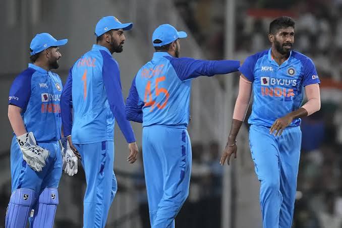 कोलंबो में फिर इतिहास रचने उतरेगी टीम इंडिया, 16 साल बाद सचिन की यादें ताजा 1 images 7 16