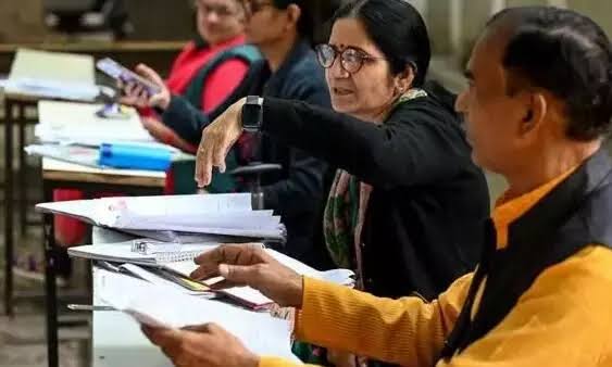 दिल्ली में SIR की समयसीमा फिर बढ़ी, अब 31 अगस्त को आएगी ड्राफ्ट वोटर लिस्ट 1 images 9 7