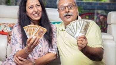 LIC Smart Pension Plan: एक बार निवेश से जीवनभर पेंशन, 32 लाख लगाने पर हर महीने 25 हजार से ज्यादा 1 images 33