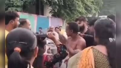 इंदौर में रेप आरोपी की सरेराह धुनाई, महिला को जबरन कार में बैठाने की कोशिश पड़ी भारी; लोगों ने पकड़कर पीटा 1 images 9 1