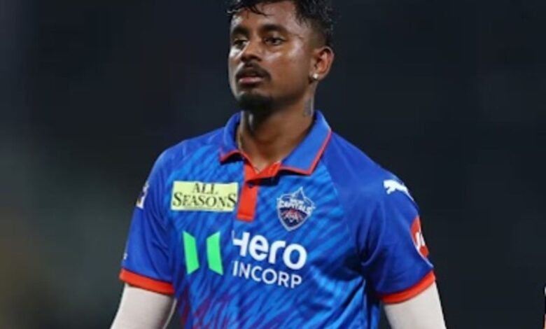 Ranji Trophy: रेप केस में जमानत के बाद Abhishek Porel की बंगाल टीम में वापसी, दिल्ली के खिलाफ मैच में मिला मौका 1 cover 1790670656435