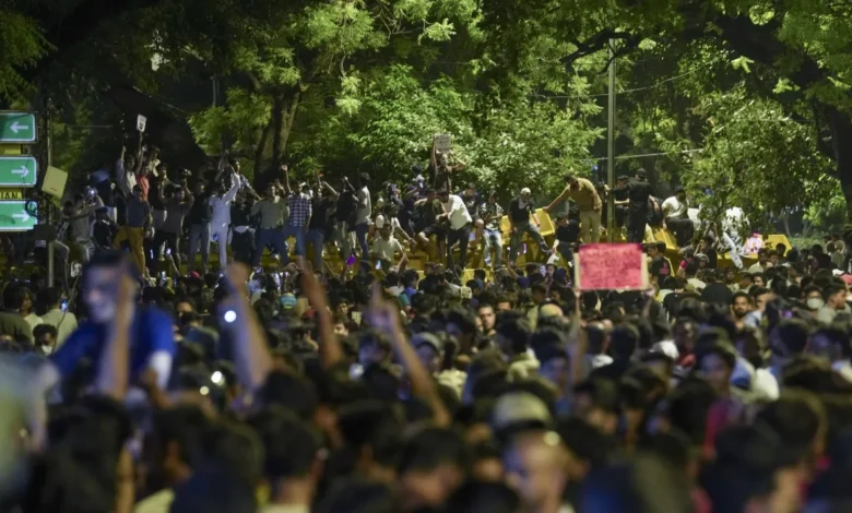 protest 1784805056